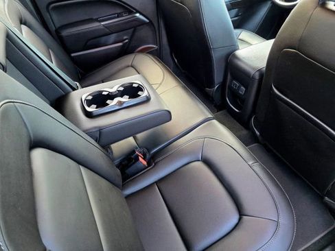 Used 2016 GMC Canyon SLT image 34