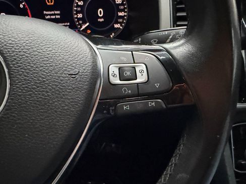 Used 2018 Volkswagen Atlas SEL Premium AWD/4WD image 25