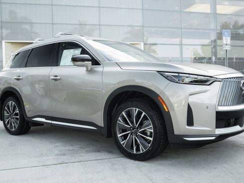 New 2026 INFINITI QX60 Luxe w/ Cargo Package image 2