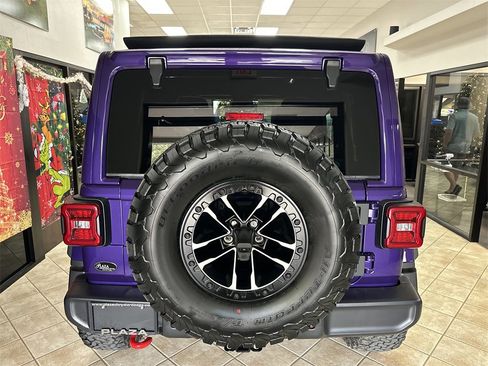 New 2026 Jeep Wrangler Unlimited Rubicon w/ Xtreme 35 Tire Package image 4