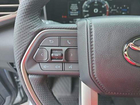 New 2026 Toyota Tundra Limited AWD/4WD image 16