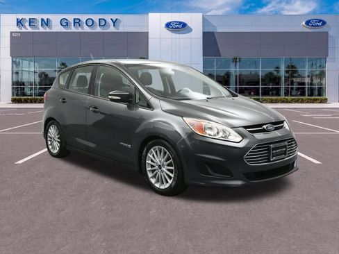 Used 2016 Ford C-MAX SE w/ Equipment Group 201A FWD image 1