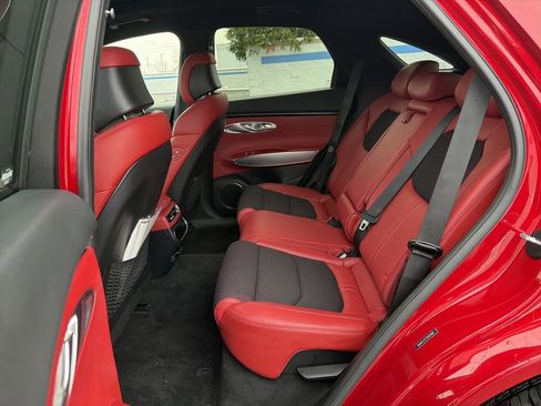 Used 2025 Genesis GV70 3.5T Sport image 20