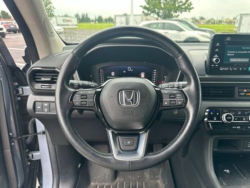 Used 2023 Honda Pilot Elite image 22