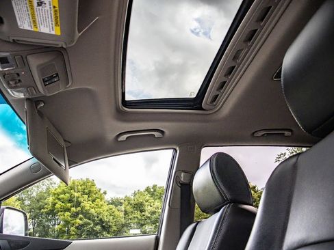 Used 2011 Subaru Tribeca Limited w/ PWR Moonroof & Navigation Pkg image 26