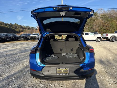 New 2026 Chevrolet Equinox EV LT image 25