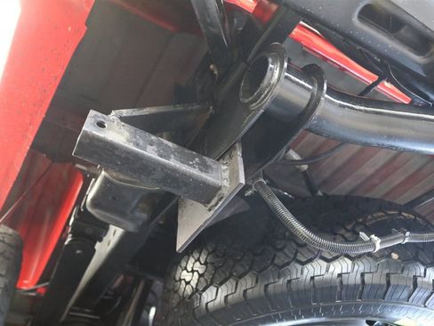 Used 2006 Chevrolet Silverado 2500 LT w/ Heavy-Duty Power Package image 25