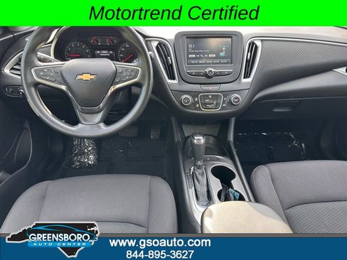 Used 2017 Chevrolet Malibu LS image 4
