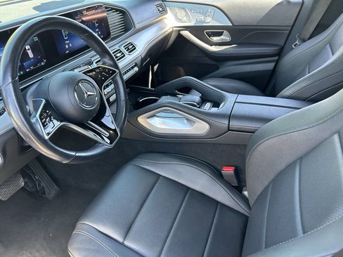 Used 2024 Mercedes-Benz GLS 450 4MATIC image 28