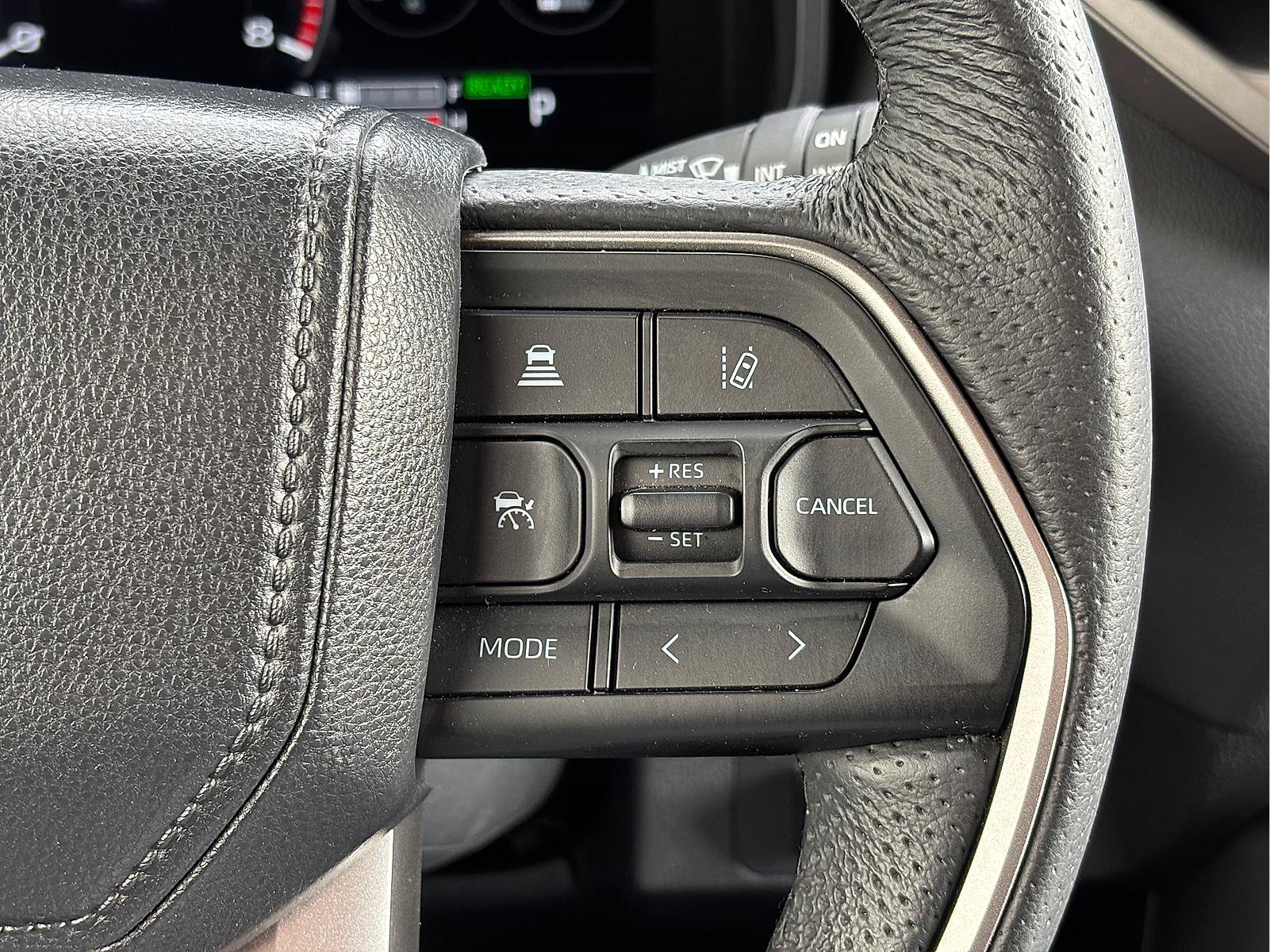 Used 2025 Toyota Sequoia SR5 AWD/4WD image 35