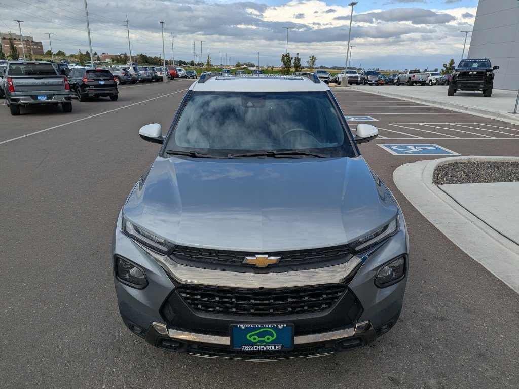 Used 2023 Chevrolet TrailBlazer ACTIV w/ Sun and Liftgate Package FWD image 5