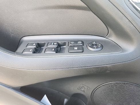 Used 2016 Kia Forte LX FWD image 23