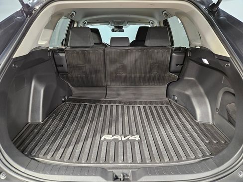 Certified 2024 Toyota RAV4 LE AWD/4WD image 18