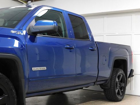 Used 2017 GMC Sierra 1500 SLE w/ Elevation Edition AWD/4WD image 16