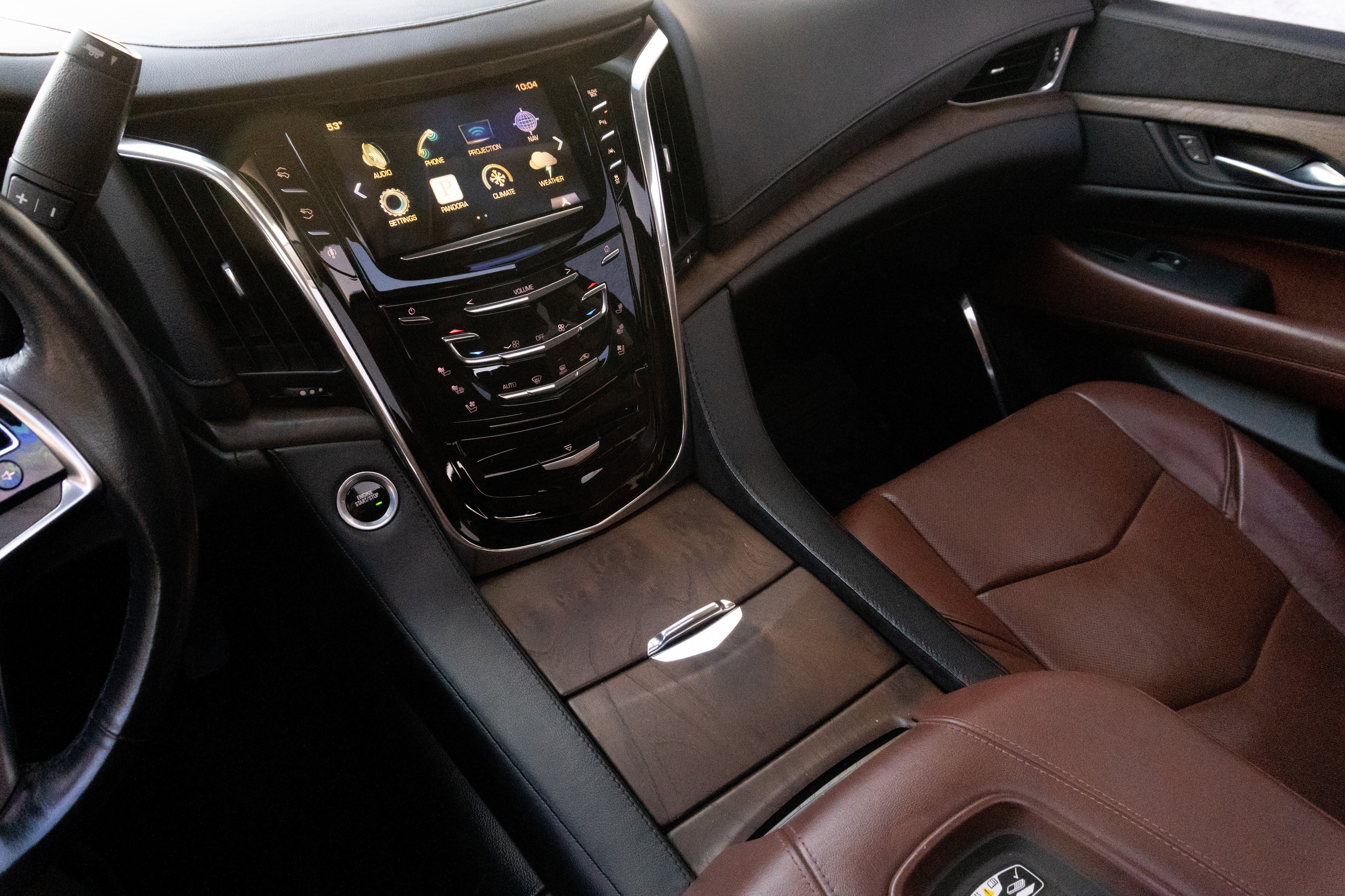 Used 2016 Cadillac Escalade ESV Premium AWD/4WD image 22