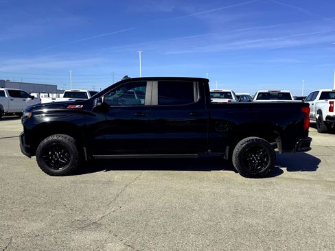 Used 2020 Chevrolet Silverado 1500 LT Trail Boss image 9
