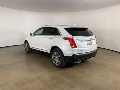 Used 2017 Cadillac XT5 Luxury w/ Advanced Security Package image 14