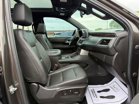 Used 2021 Chevrolet Tahoe LT w/ LT Signature Package AWD/4WD image 25