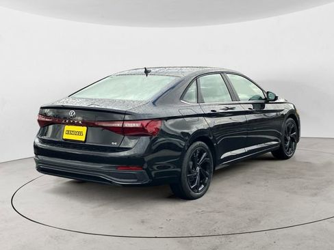 New 2026 Volkswagen Jetta SE FWD image 6