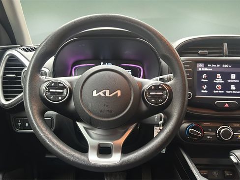 Used 2023 Kia Soul LX w/ Option Group 015 image 13