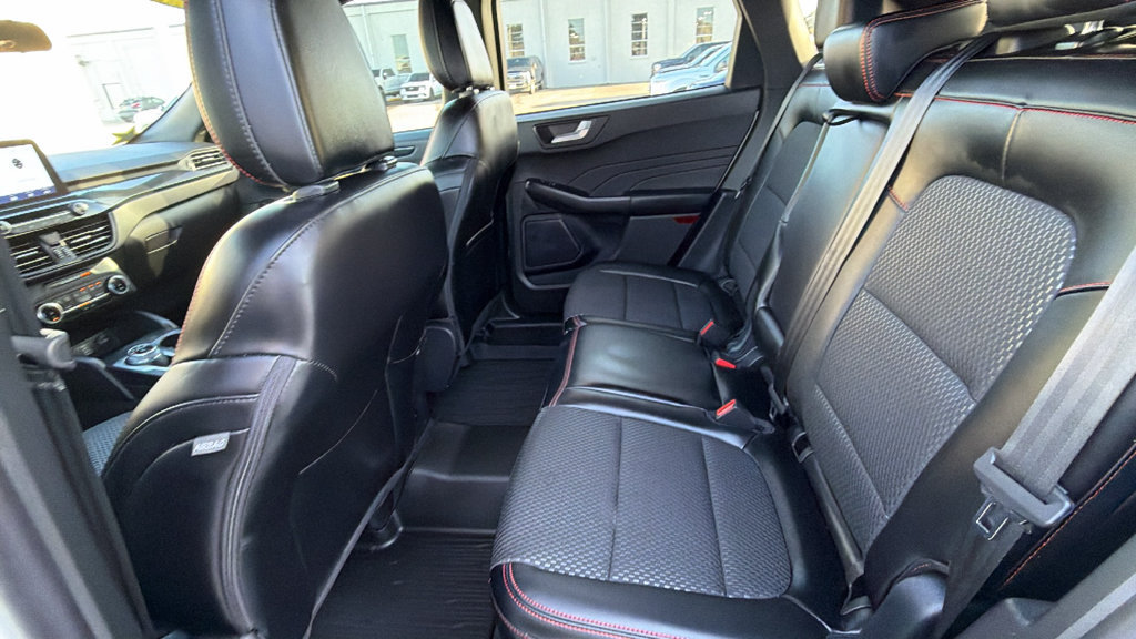 Certified 2024 Ford Escape ST-Line FWD image 24