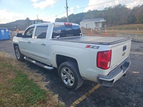 Used 2018 Chevrolet Silverado 1500 LTZ Z71 image 6