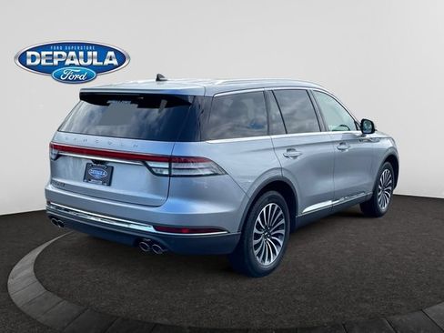 Used 2023 Lincoln Aviator AWD w/ Premium Package image 7