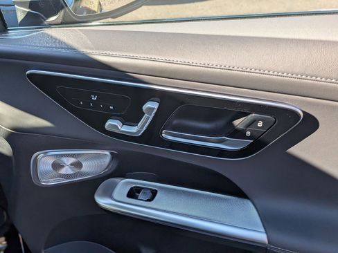 Used 2025 Mercedes-Benz GLC 63 AMG S image 39