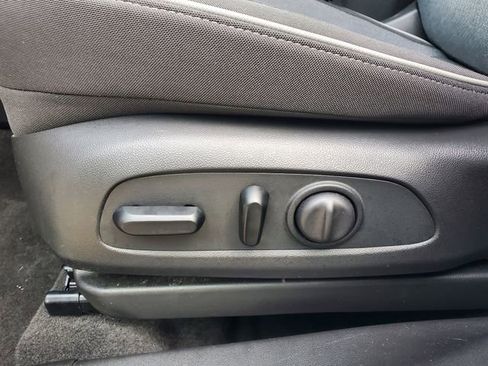 Certified 2023 Chevrolet TrailBlazer LT w/ Convenience Package image 21