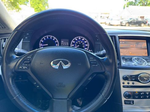 Used 2015 INFINITI Q60 Journey RWD image 20