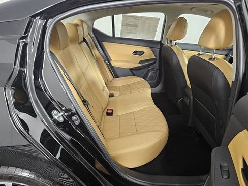 New 2025 Nissan Sentra SV w/ SV Premium Package image 15