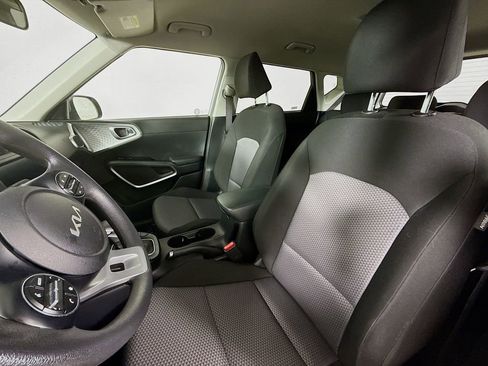 Used 2024 Kia Soul LX w/ Option Group 015 image 11