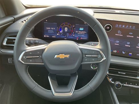 New 2026 Chevrolet Traverse LT w/ Driver Confidence Package image 16