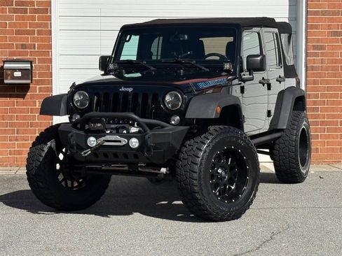 Used 2015 Jeep Wrangler Unlimited Rubicon w/ Dual Top Group AWD/4WD image 8