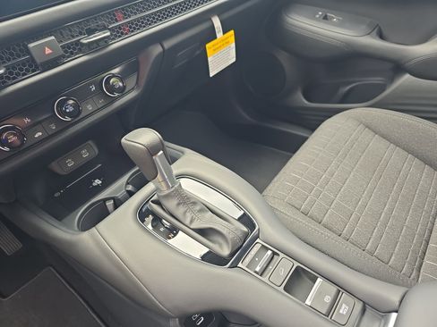 New 2026 Honda HR-V LX image 22