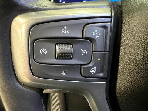 Used 2025 Chevrolet Silverado 1500 LT image 38