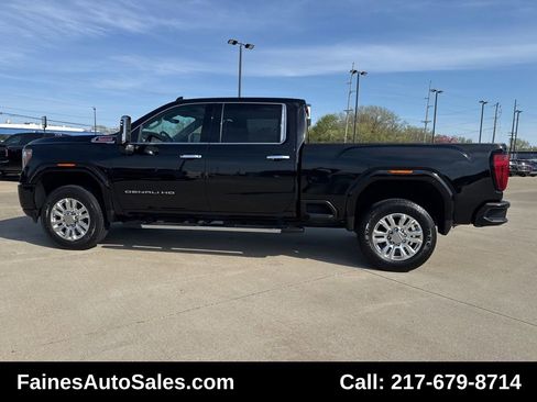 Used 2023 GMC Sierra 3500 Denali w/ Technology Package image 12