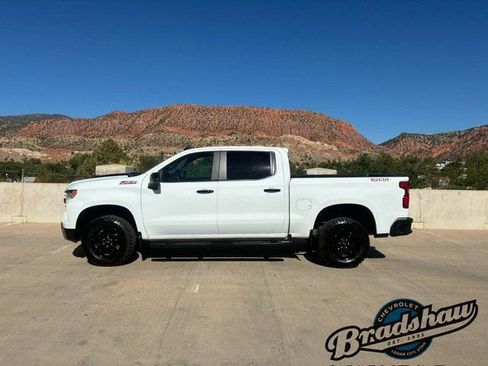 Used 2024 Chevrolet Silverado 1500 LT Trail Boss w/ Protection Package image 4