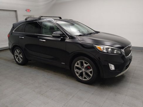 Used 2017 Kia Sorento SX image 11