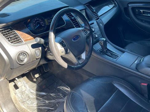 Used 2015 Ford Taurus Limited FWD image 7