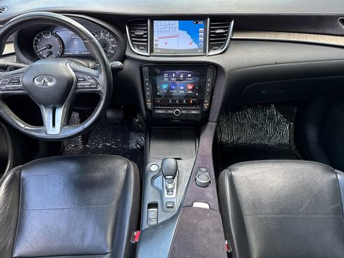 Used 2019 INFINITI QX50 Essential w/ Sensory Package image 16