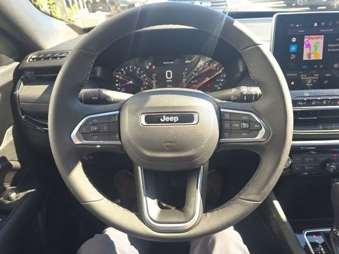 New 2026 Jeep Compass Limited image 15