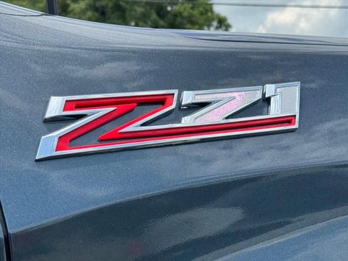 Used 2021 Chevrolet Silverado 1500 Custom Trail Boss AWD/4WD image 3