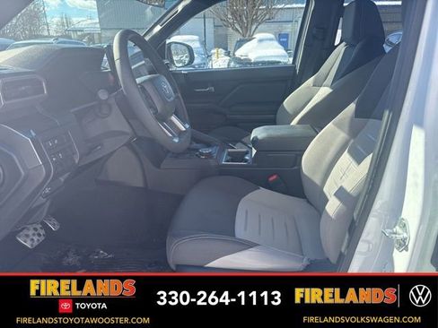 Used 2026 Toyota Tacoma TRD Sport image 11