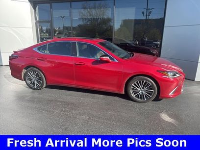 Used 2022 Lexus ES 250 w/ Premium Package