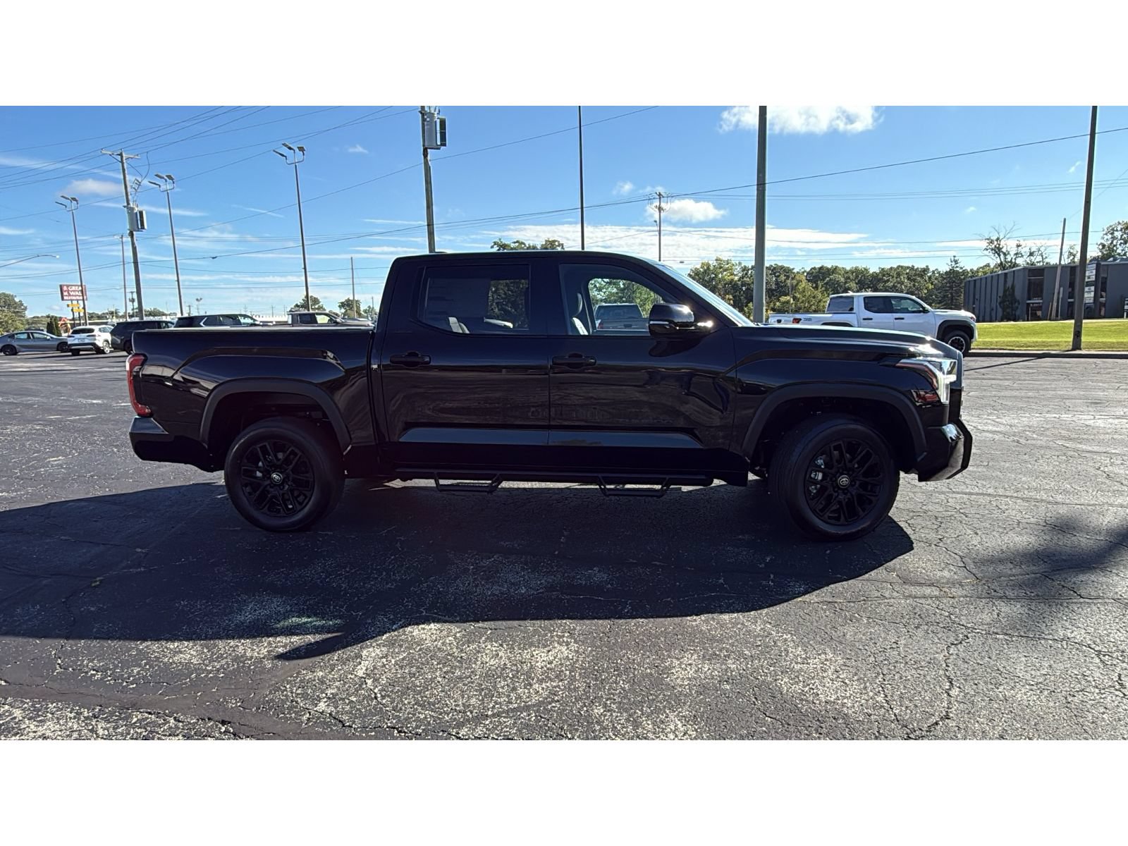 New 2026 Toyota Tundra Limited AWD/4WD image 8