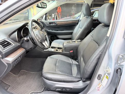 Used 2015 Subaru Outback 2.5i Limited AWD/4WD image 10