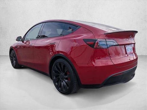Used 2023 Tesla Model Y Performance image 8