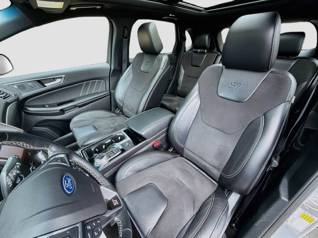 Used 2020 Ford Edge ST w/ Equipment Group 401A AWD/4WD image 24
