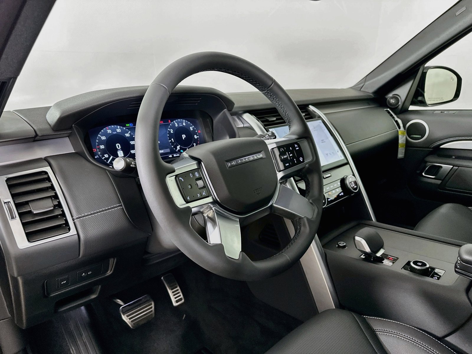 New 2026 Land Rover Discovery Limited Edition AWD/4WD image 34